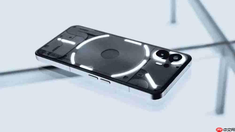 Nothing Phone(3)官宣定档,7 月发布 Nothing Phone(3)官宣定档,7 月发布