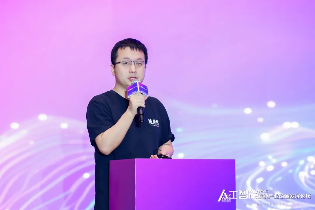 直击真实的甲方AGI需求,人工智能赋能产业融通发展论坛顺利召开 直击真实的甲方AGI需求,人工智能赋能产业融通发展论坛顺利召开