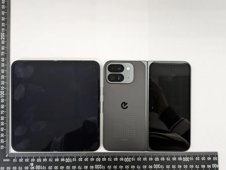 谷歌 Pixel 9 Pro Fold 折叠屏真机曝光：圆角矩形相机模组、潜望长焦镜头