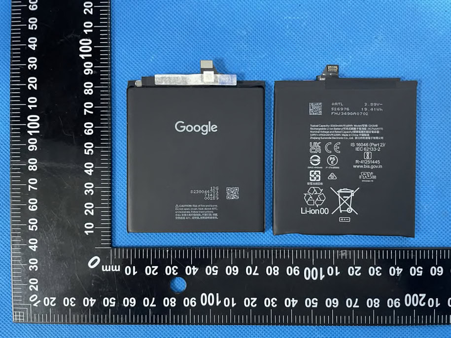 谷歌 Pixel 9 Pro Fold 折叠屏真机曝光:圆角矩形相机模组、潜望长焦镜头 谷歌 Pixel 9 Pro Fold 折叠屏真机曝光:圆角矩形相机模组、潜望长焦镜头