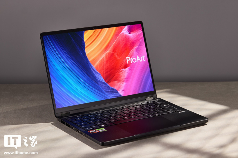 华硕 ProArt 创 13 2024 图赏：全能翻转屏，旋钮更随心